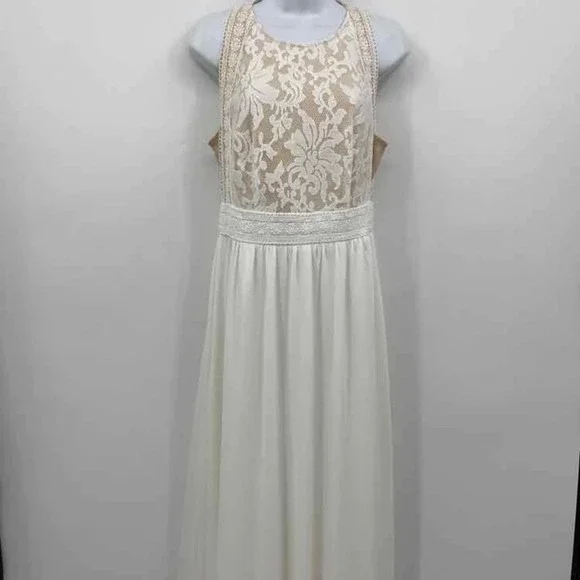 Lulus Womens Size M Forever and Always White Lace Nude Lining Maxi Dress